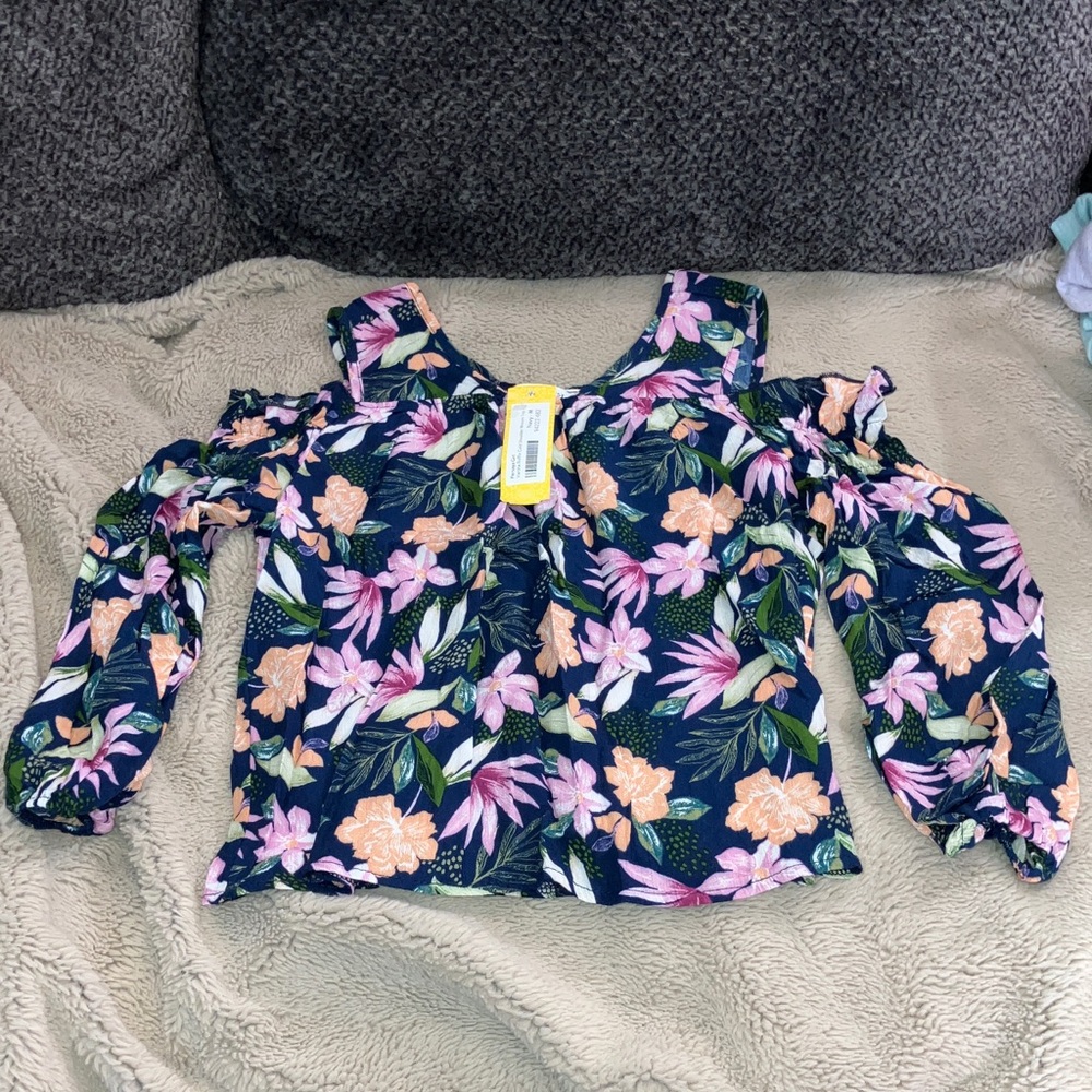 🔹4 for $30 NWT Persaya Girl Varsha Ruffle Cold Shoulder Woven Top, Girls Medium